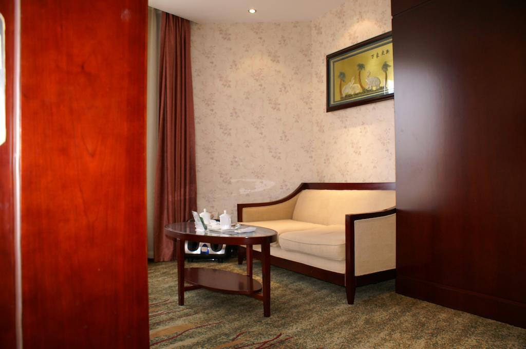 Weigela Park Hotel Dalian Chambre photo