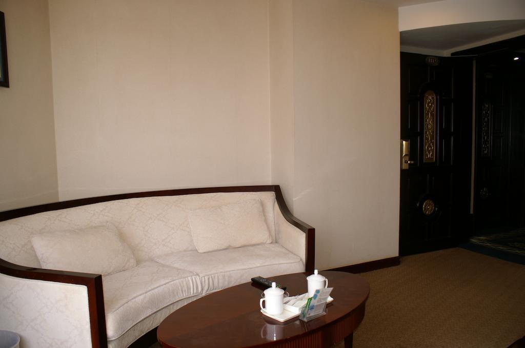 Weigela Park Hotel Dalian Chambre photo