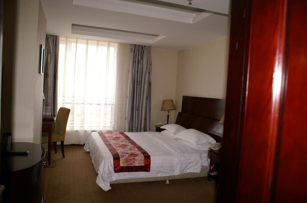 Weigela Park Hotel Dalian Chambre photo